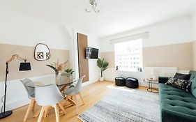 Charming 2 Bedroom Flat In The Heart Of Kings Cross, London