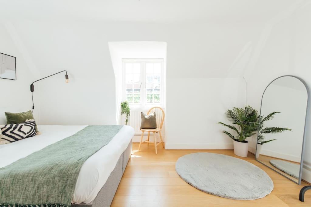 Charming 2 Bedroom Flat In The Heart Of Kings Cross, London Exterior photo